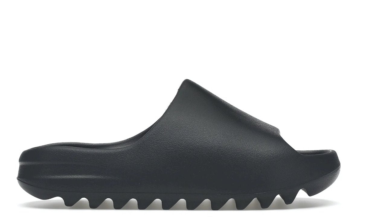 Yeezy Slide Slate kikokickz 