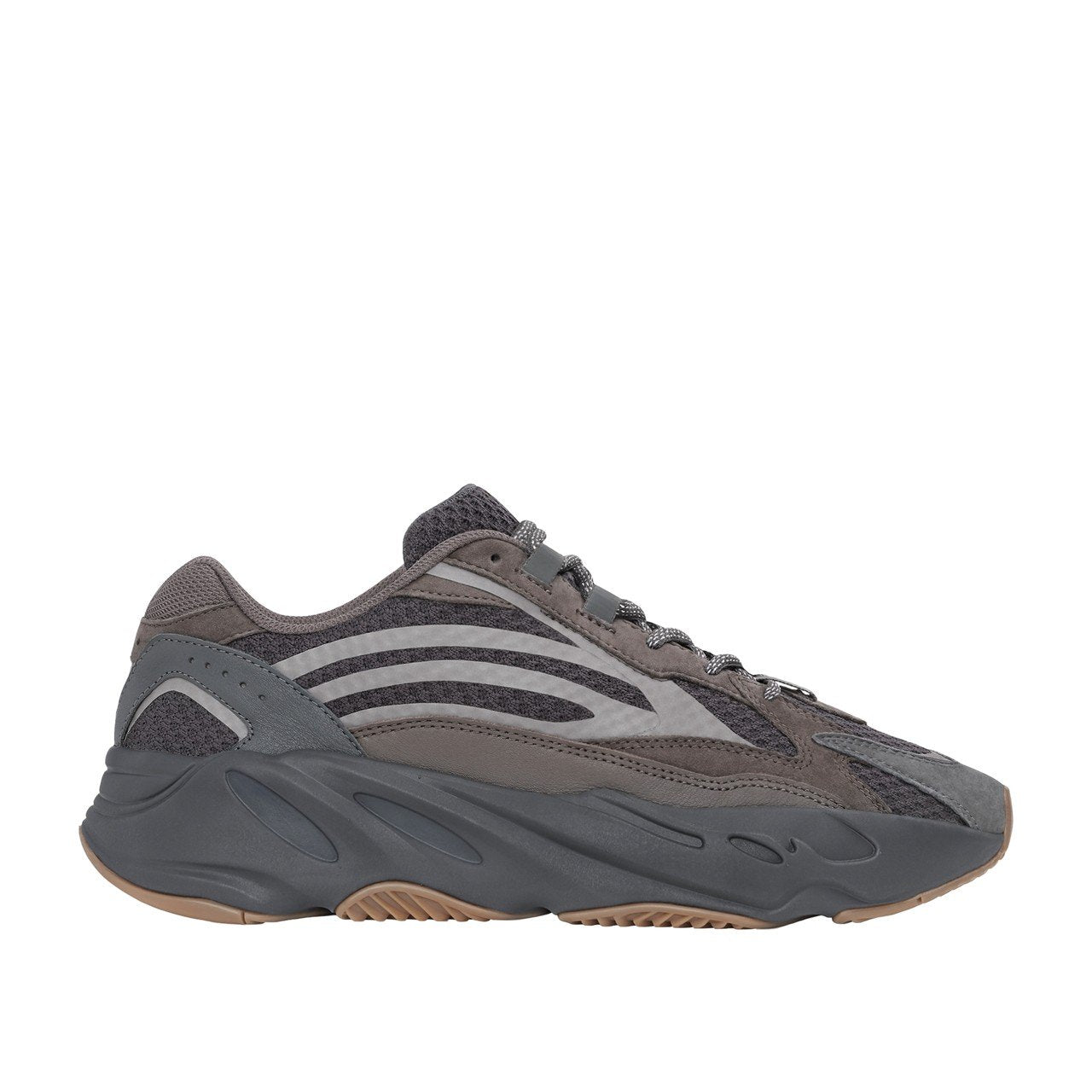 Yeezy Boost 700 V2 GEODE kikokickz 